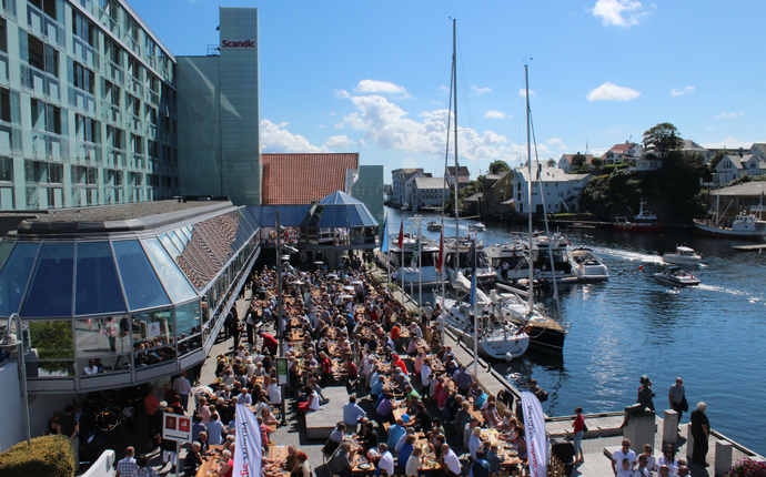 Maritimkaien Sommerstemning på Maritimkaien